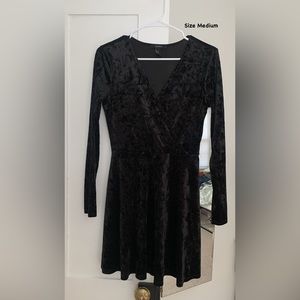 Black Velvet Long-Sleeve Dress